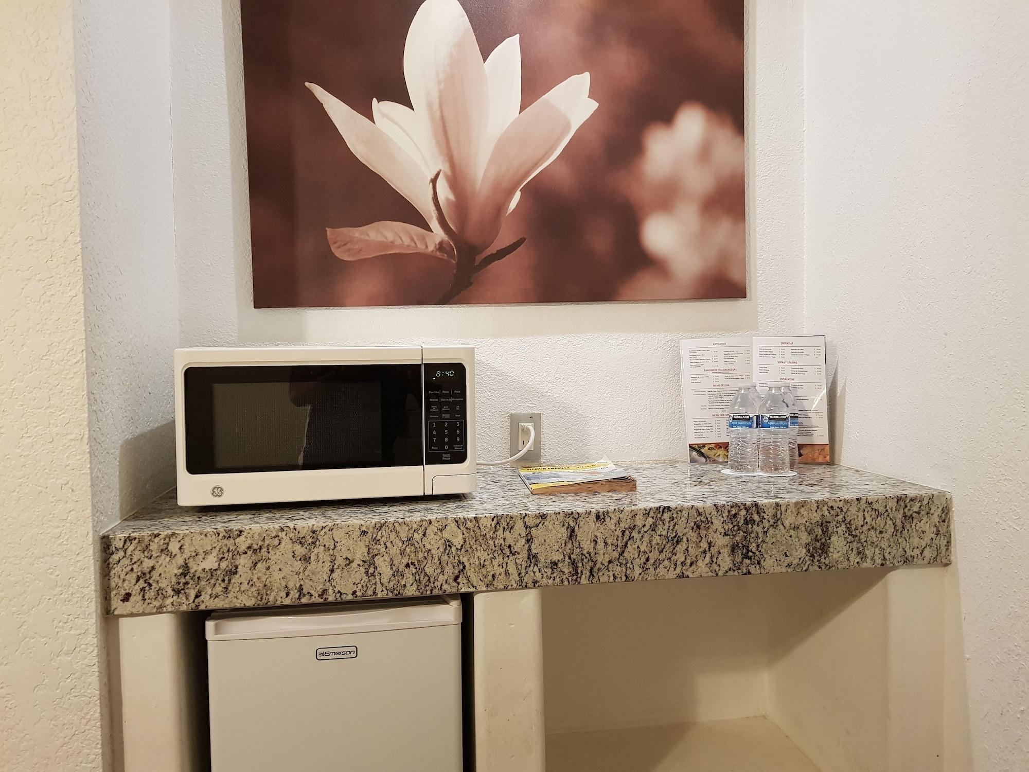 普林斯帕多提纳阿罗托酒店 提华纳 外观 照片